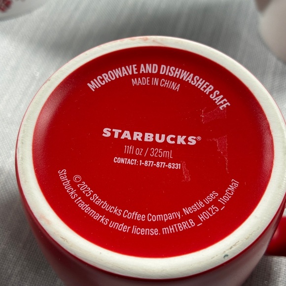 Starbucks Winter Mug Lot 4 Starbucks, ceramic mugs 10oz, 11oz, 12oz & 14oz - Picture 3 of 10